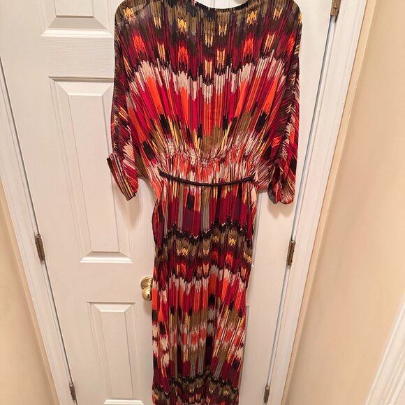 Abstract Red Multi-Print Maxi Dress – Size 12 - Picture 3 of 10